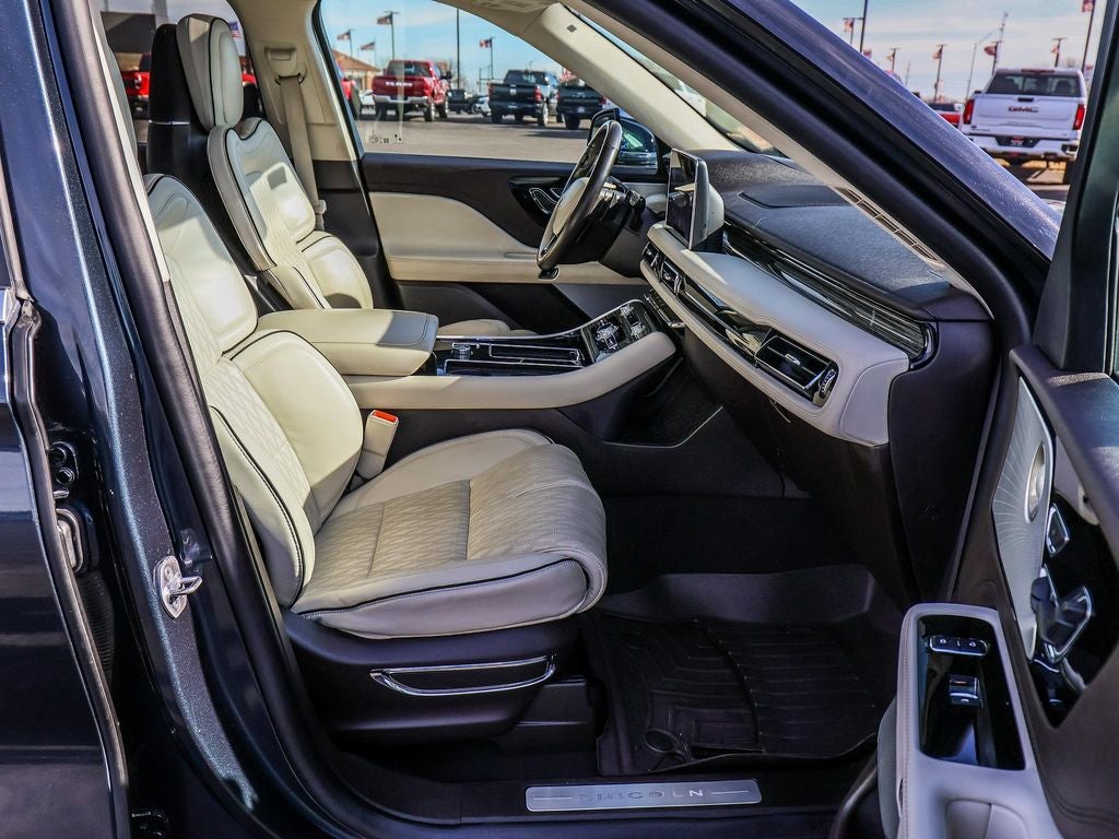 2020 Lincoln Aviator Black Label