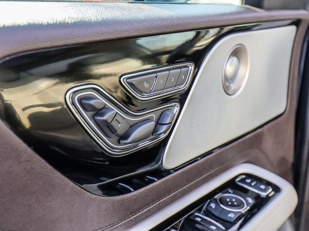 2020 Lincoln Aviator Black Label