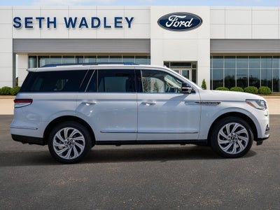 2024 Lincoln Navigator Reserve
