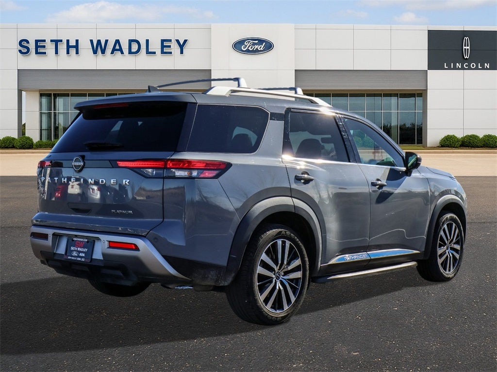 2023 Nissan Pathfinder Platinum