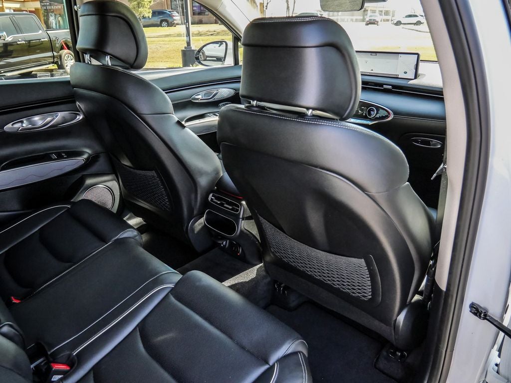 2024 Genesis GV70 2.5T