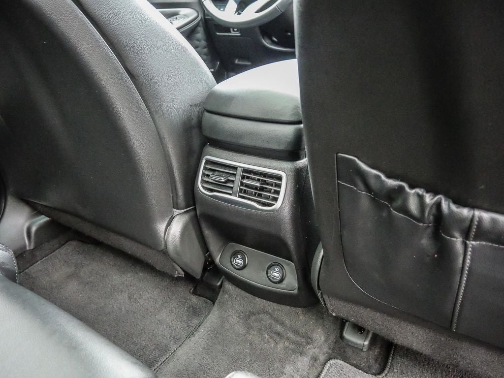 2023 Hyundai Santa Fe SEL Panoramic Moonroof