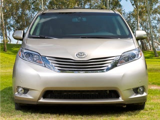 2015 Toyota Sienna LE 8 Passenger