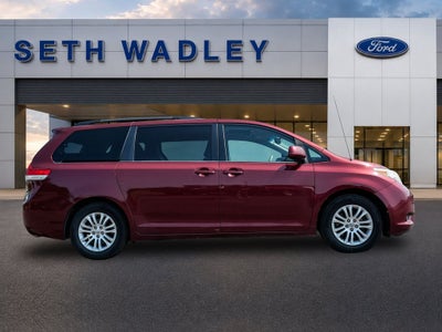 2012 Toyota Sienna XLE 8 Passenger