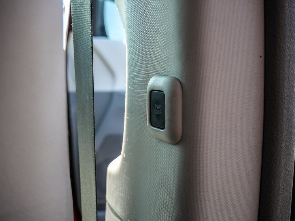 2012 Toyota Sienna XLE 8 Passenger