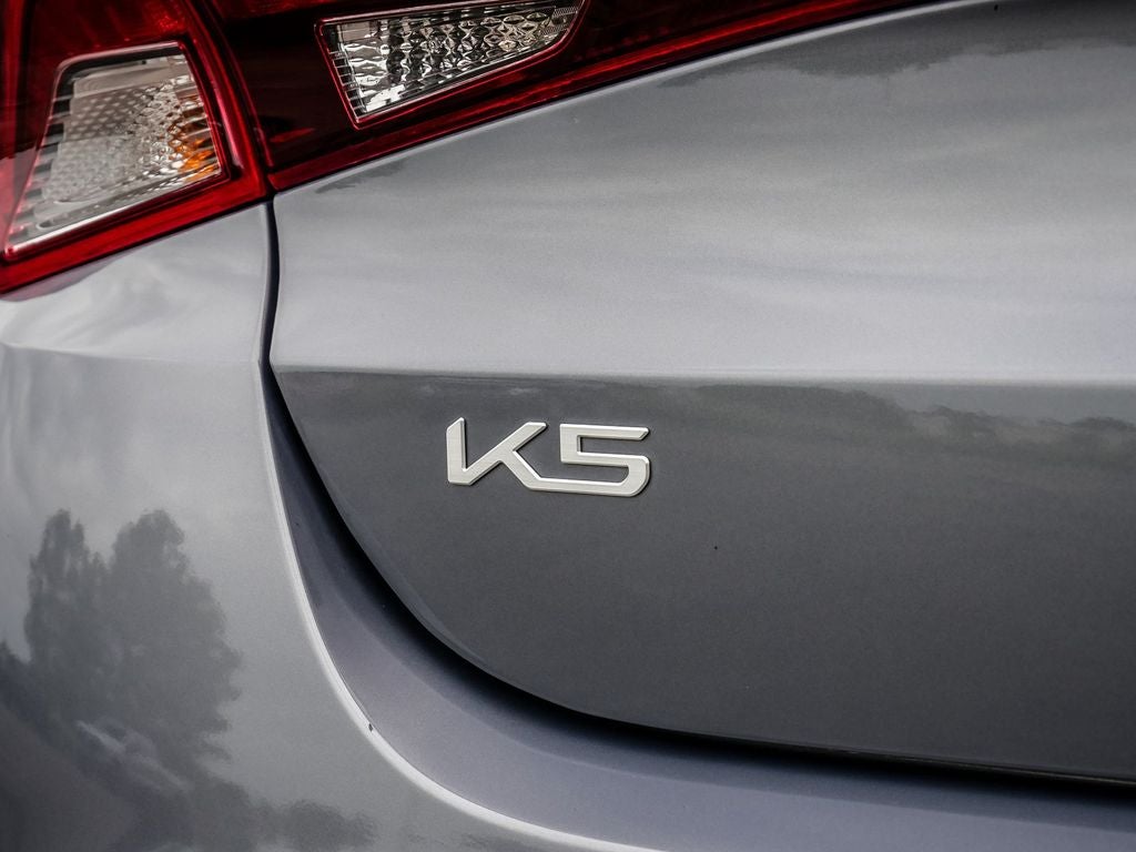 2023 Kia K5 EX