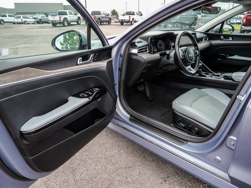 2023 Kia K5 EX