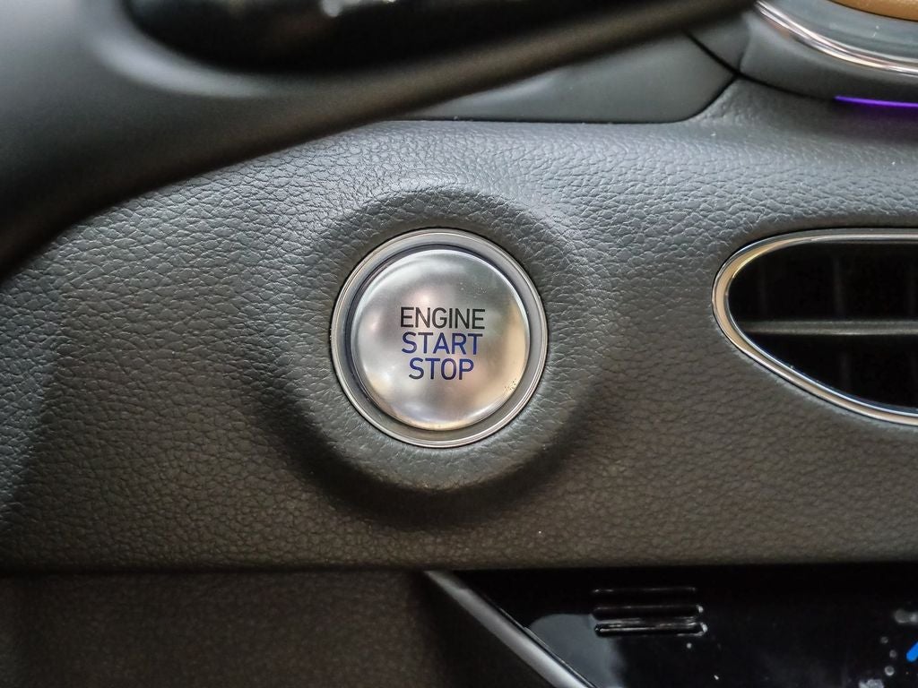 2023 Hyundai Sonata Limited Panoramic Sunroof
