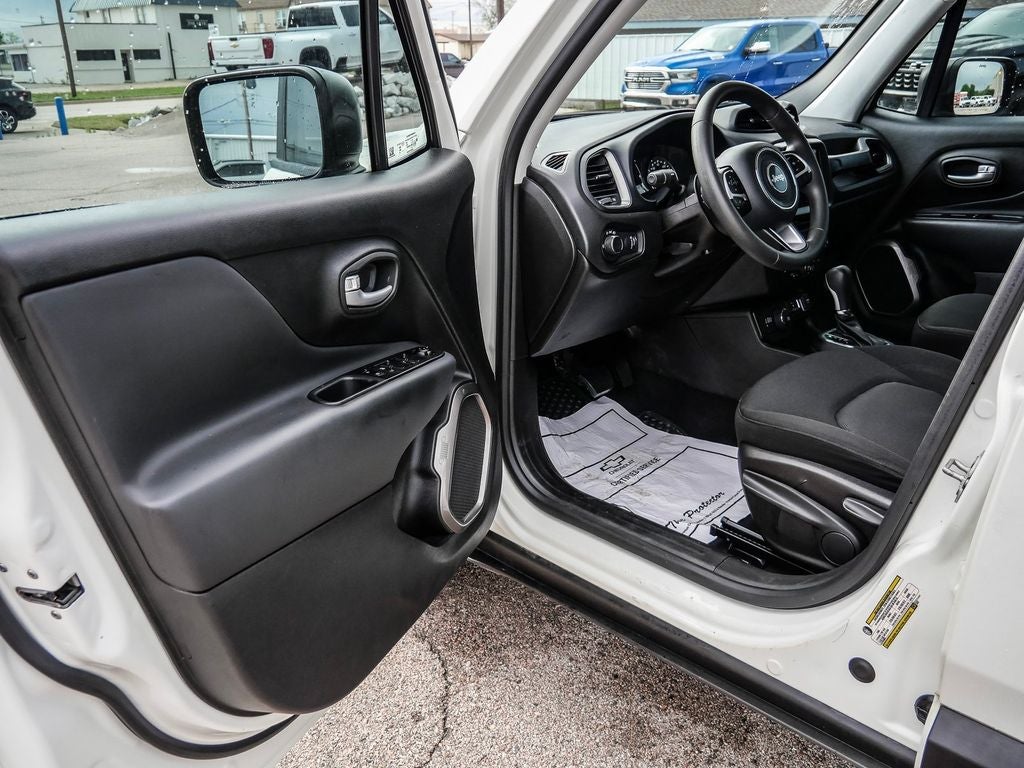 2023 Jeep Renegade Latitude