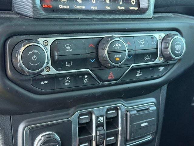 2023 Jeep Wrangler Altitude Sahara