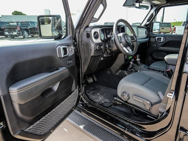 2024 Jeep Wrangler Sahara