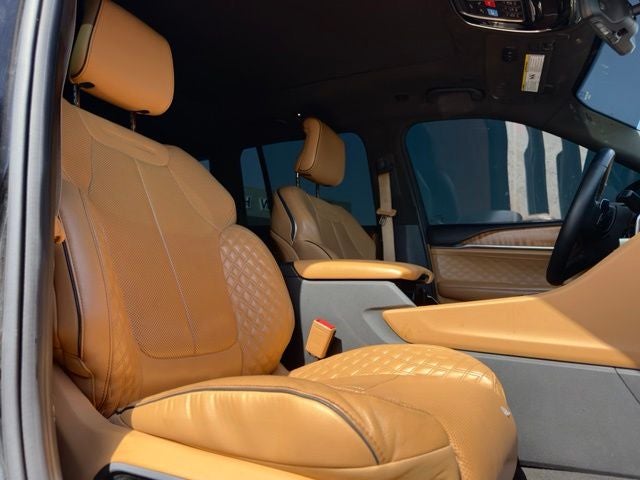 2022 Jeep Grand Cherokee Summit Reserve
