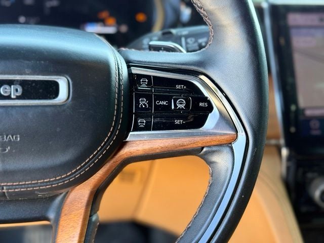 2022 Jeep Grand Cherokee Summit Reserve