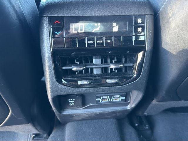 2024 Jeep Grand Cherokee L Altitude 4WD | 7 Passenger