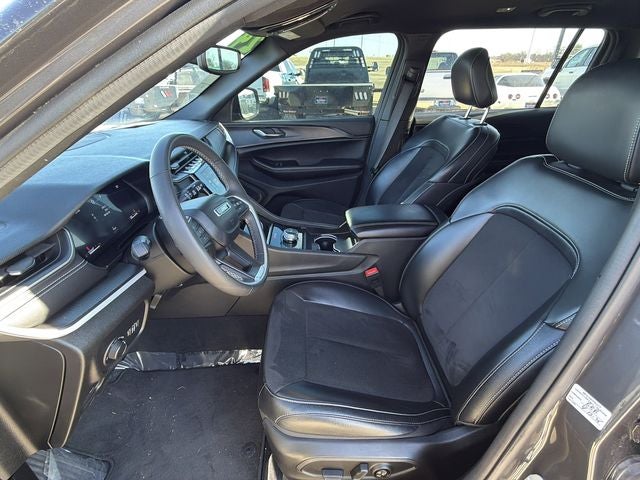 2024 Jeep Grand Cherokee L Altitude 4WD | 7 Passenger