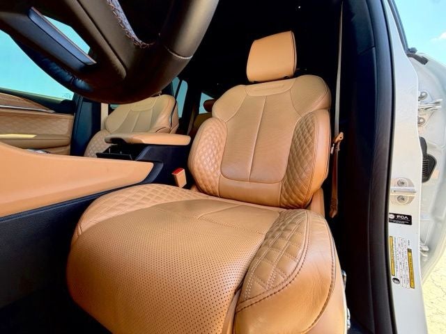 2023 Jeep Grand Cherokee L Summit
