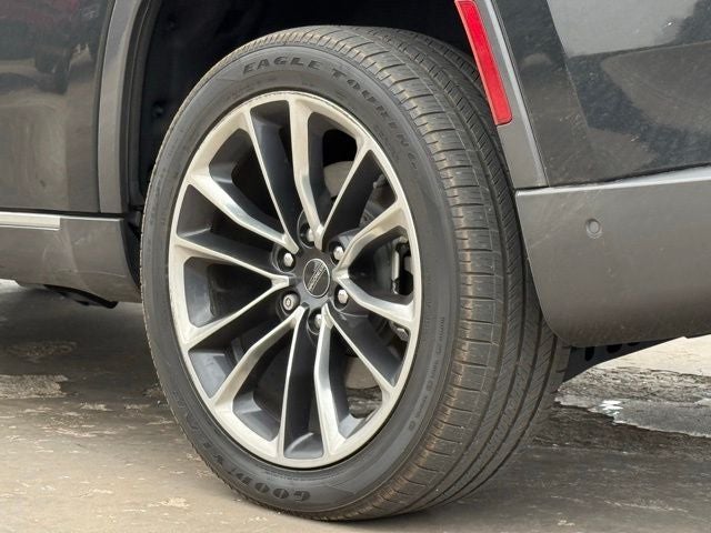 2022 Jeep Wagoneer Series III Premium Group | 7 passenger