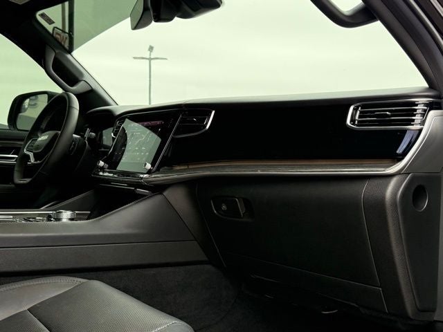 2022 Jeep Wagoneer Series III Premium Group | 7 passenger