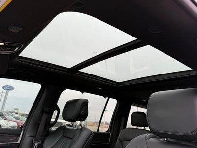 2022 Jeep Wagoneer Series III Premium Group | 7 passenger