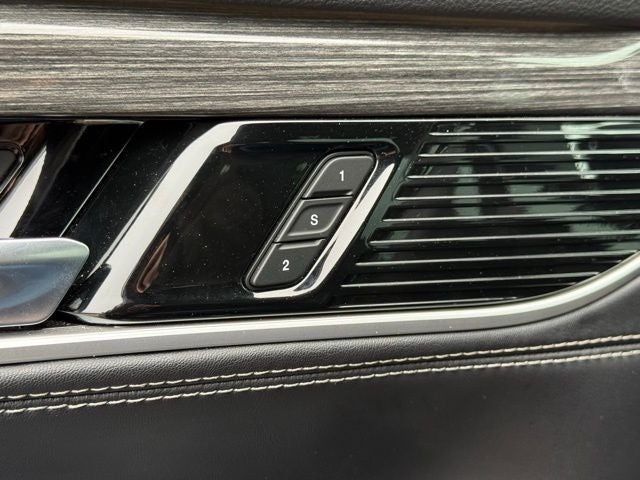 2022 Jeep Wagoneer Series III Premium Group | 7 passenger