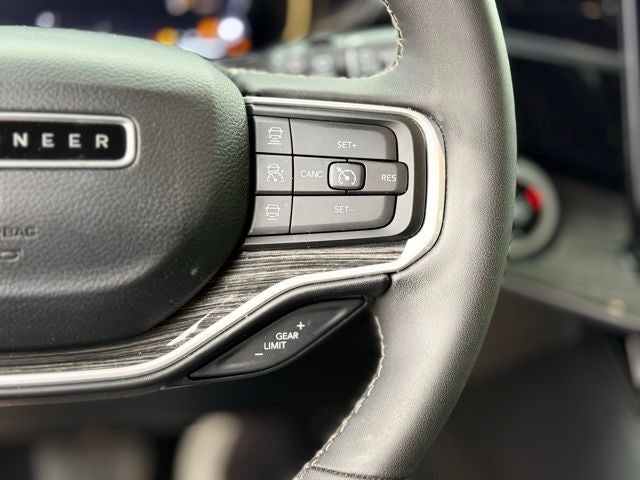 2022 Jeep Wagoneer Series III Premium Group | 7 passenger