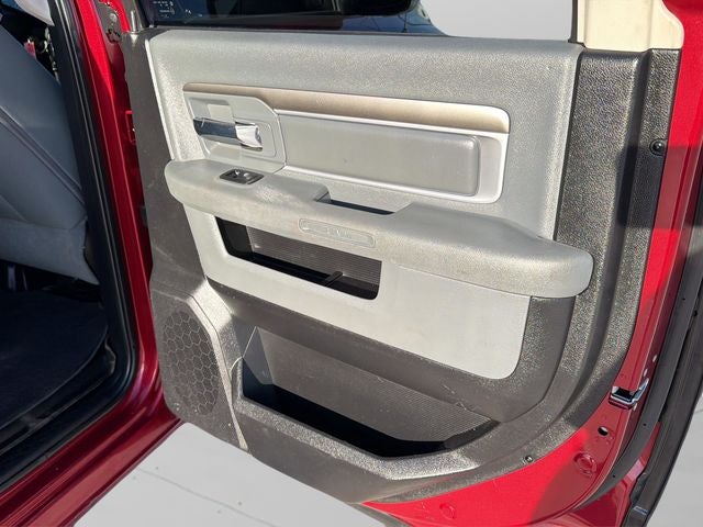 2014 RAM 1500 Big Horn 4WD | 5.7L HEMI V8