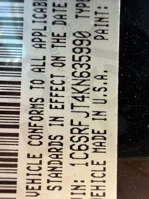 2019 RAM 1500 Laramie 4WD | Black Appearance Pkg