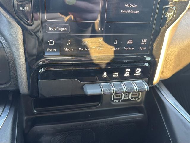 2024 RAM 1500 Laramie 4WD | Night Edition | 5.7L HEMI V8