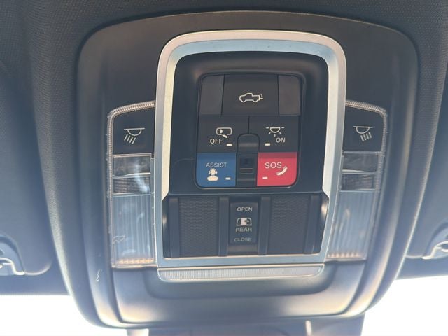 2024 RAM 1500 Laramie 4WD | Night Edition | 5.7L HEMI V8