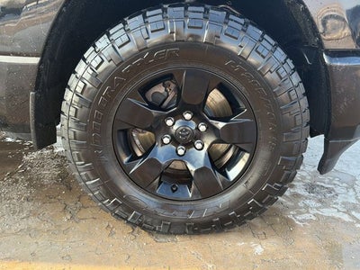 2024 RAM 1500 Laramie 4WD | Night Edition | 5.7L HEMI V8