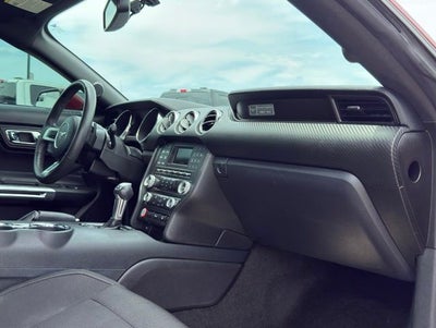 2015 Ford Mustang V6