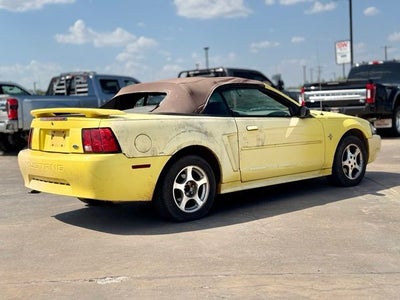 2003 Ford Mustang V6