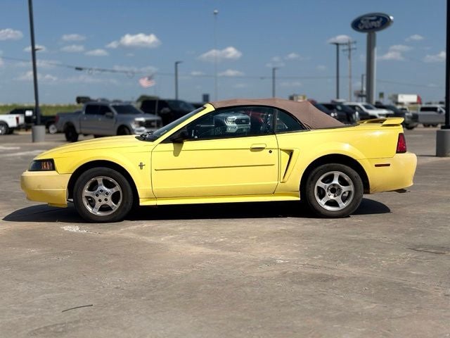 2003 Ford Mustang V6
