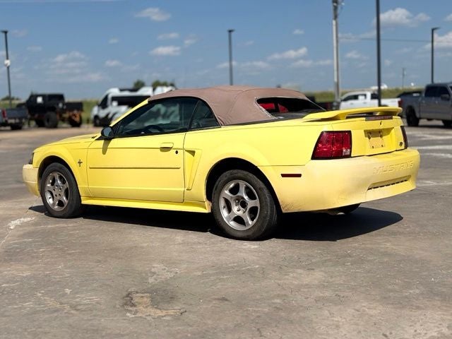 2003 Ford Mustang V6