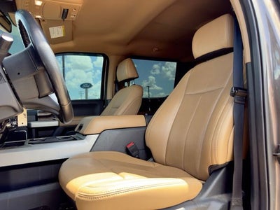 2022 Ford F-450SD Lariat DRW