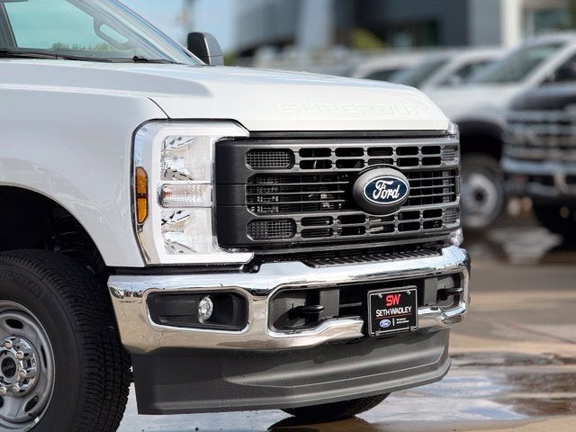 2027 Ford F-250SD XL Service/Utility Body