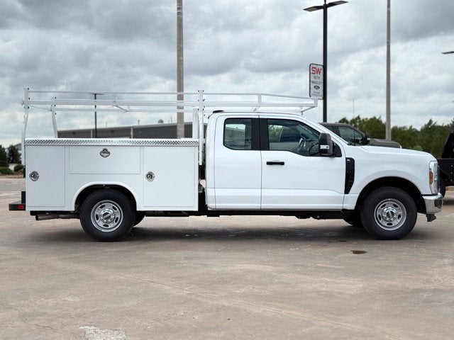 2027 Ford F-250SD XL Service/Utility Body