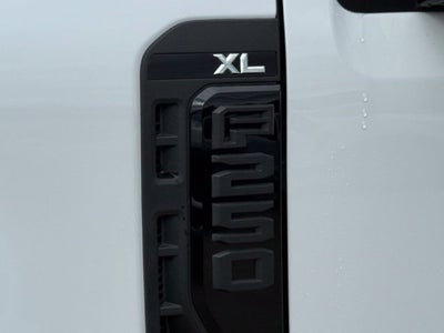2027 Ford F-250SD XL Royal Service/Utility Bed