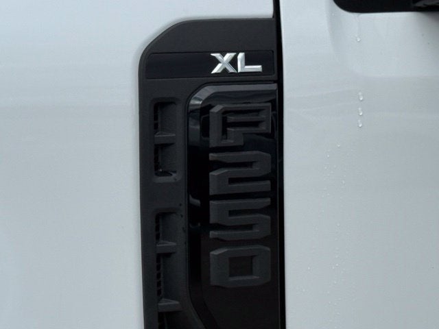 2027 Ford F-250SD XL Royal Service/Utility Bed