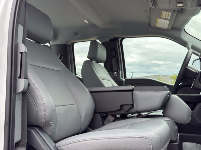 2027 Ford F-250SD XL Royal Service/Utility Bed