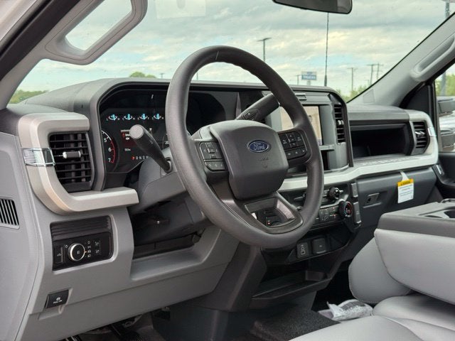 2027 Ford F-250SD XL Royal Service/Utility Bed