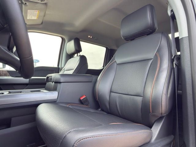 2026 Ford F-450SD Lariat DRW