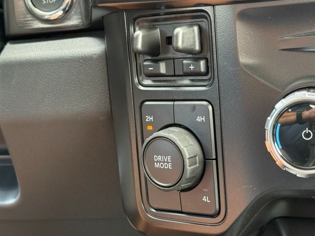 2026 Ford F-450SD Lariat DRW