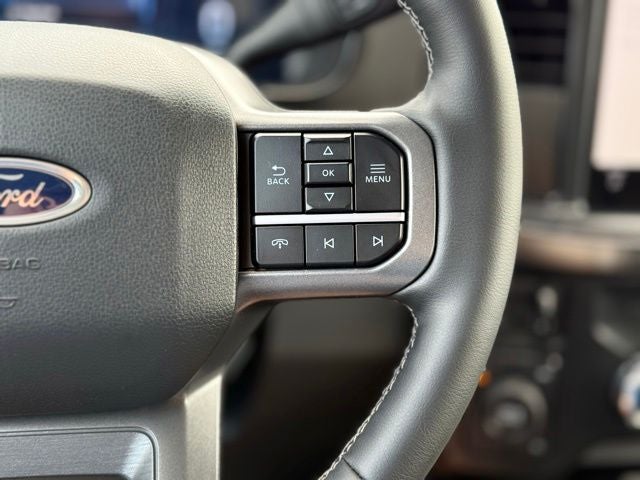 2026 Ford F-450SD Lariat DRW