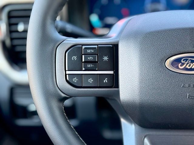 2026 Ford F-450SD Lariat W/ BRADFORD BED DRW