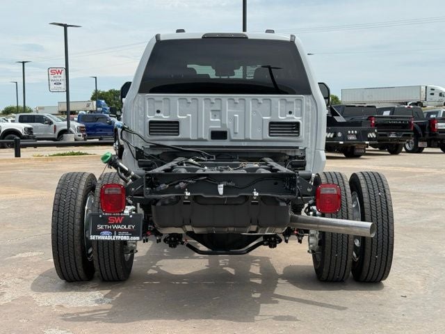 2026 Ford F-450SD Lariat DRW