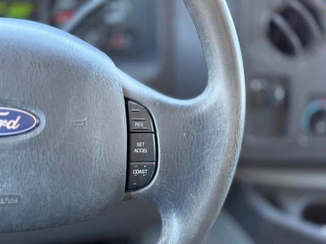 2011 Ford E-350SD Base Cutaway