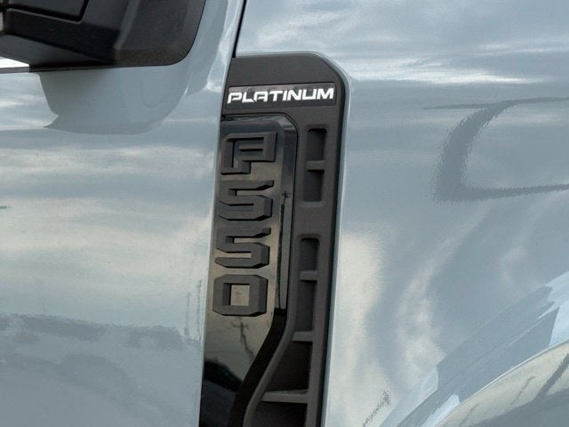 2027 Ford F-550SD Platinum DRW