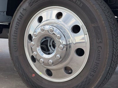 2027 Ford F-550SD Platinum DRW