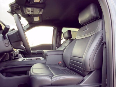 2027 Ford F-550SD Platinum DRW
